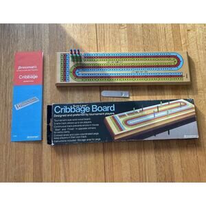 Vintage 1983 Sure-Lane Wooden Cribbage Board 9 Color Plastic Pegs Pressman #1011